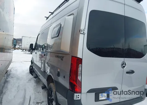 2020 Mercedes-Benz Sprinter 2500 Standard Roof V6 из США, поврежденный, VIN W1W4EBVY2LT033408